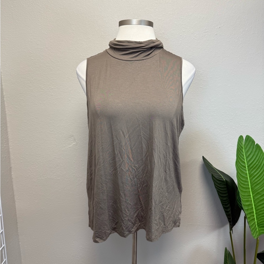 Wynne Layers Gray Tank - Size 1X